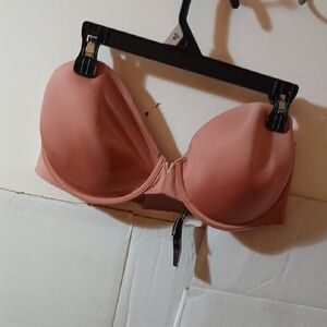 Victoria's Secret Coral Strapless Bra